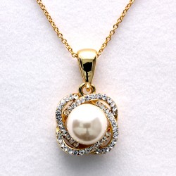 Rhinestones Flower Pearl Pendant Gold Necklace