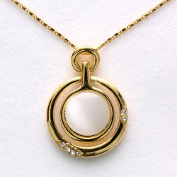 Cat Eye Stone Moon in Circle Ring Pendant Gold Fashion Necklace